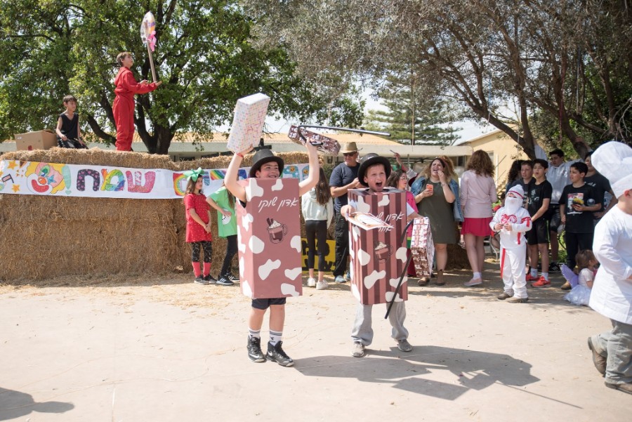 מנצחים פורים